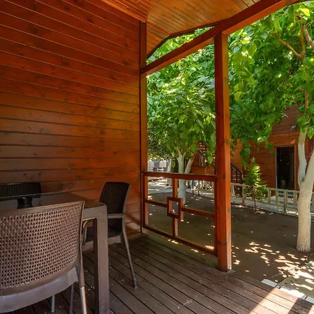 Hébergement de vacances Cirali Camping *